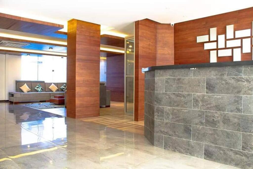 Departamentoo Nuevo Amoblado Cerca A Uagrm, Con Excelente Vista Apartment ซานตาครูซเดอลาเซียร์รา ภายนอก รูปภาพ